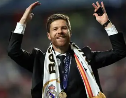 欧冠皇马负曼城：阿隆索决策与球员表现剖析