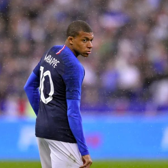 2026世界杯39天赛程解析：两轮小组赛间的恢复时间窗口